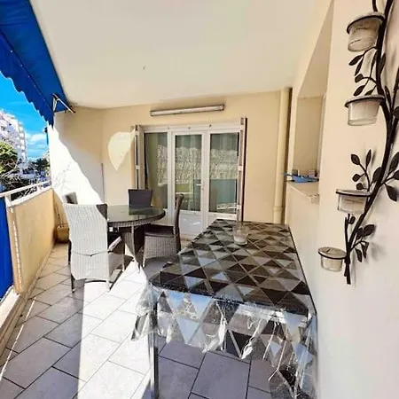 L'escale A 500m Des Plages Antibes