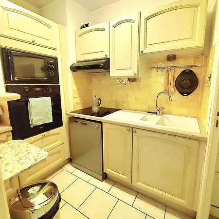 L'escale A 500m Des Plages Antibes